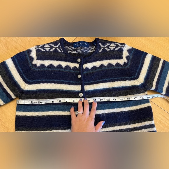 Karen Scott Women's Blue & Cream Vintage Print Pure Wool Fair Isle Sweater - Picture 7 of 7